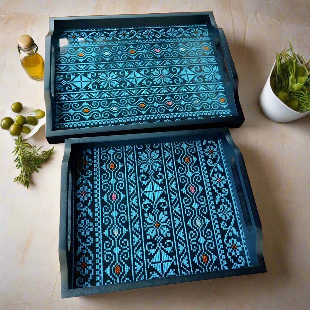 Blue Embroidery Tray Set Two Pieces Glass and WoodSTLESS