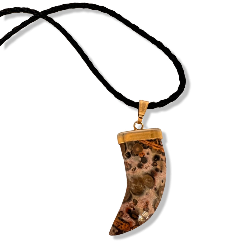 Gemstone Jasper Wolf Fang NecklaceNecklacesSTLESS